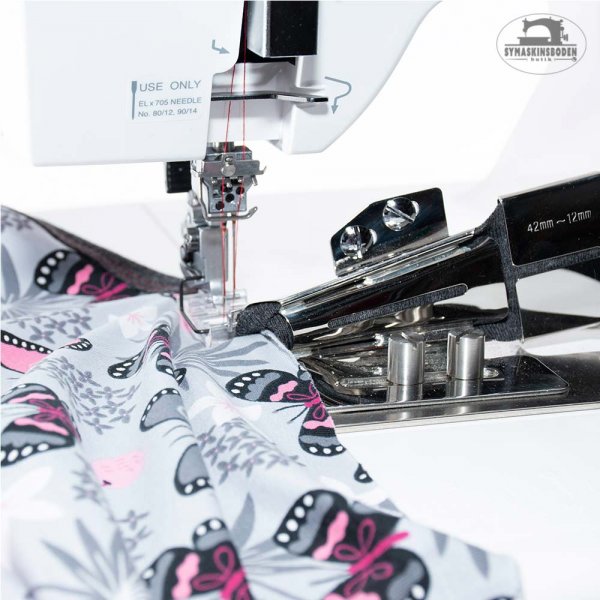 Janome coverlock 2000CPX köp hos Symaskinsboden